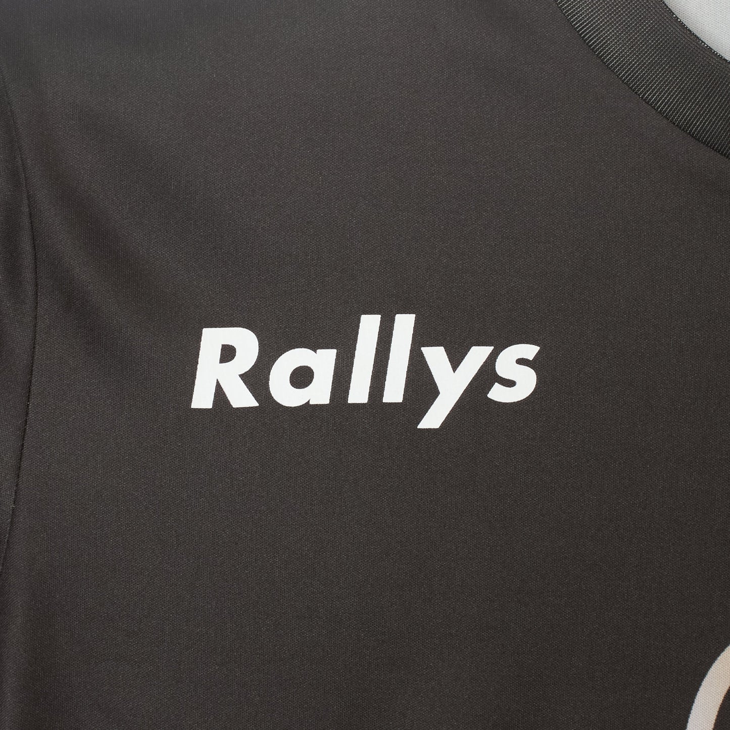 Rallysツールフウェア（プレミアムブラック）｜トップス｜公式戦で使える卓球ウェア｜小林りんごデザイン監修